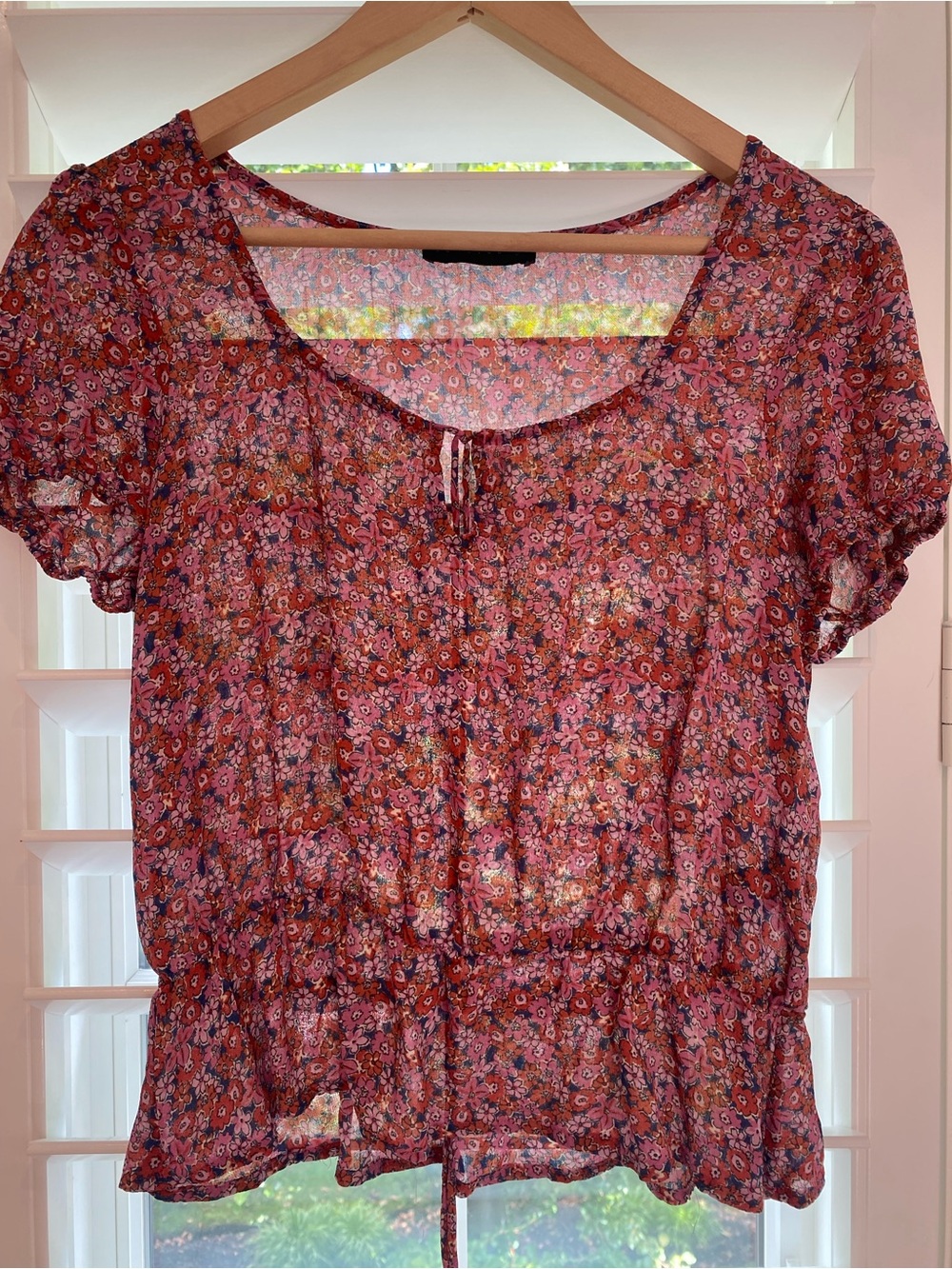 Feminine Pink Floral Short-Sleeve Blouse Womens Small